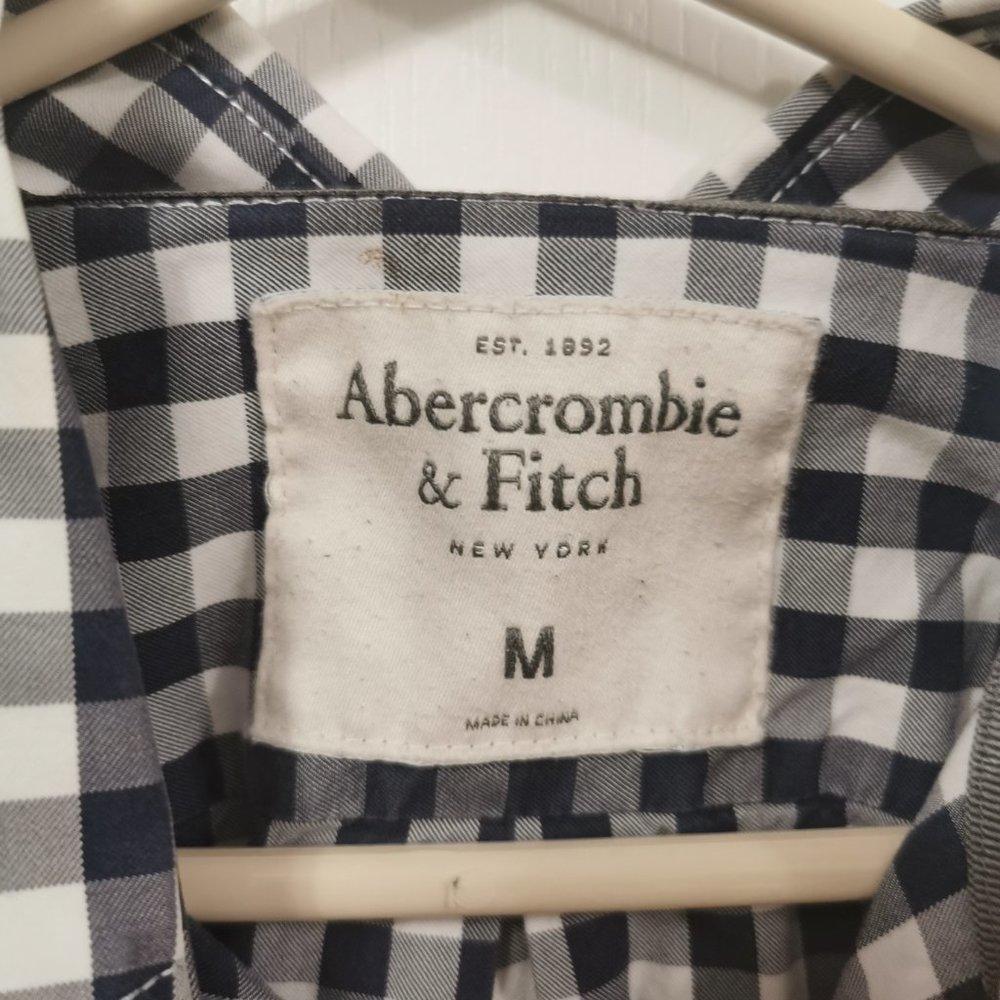 A&F Checkered-Pattern Long-Sleeve Button Up - Picture 2 of 6